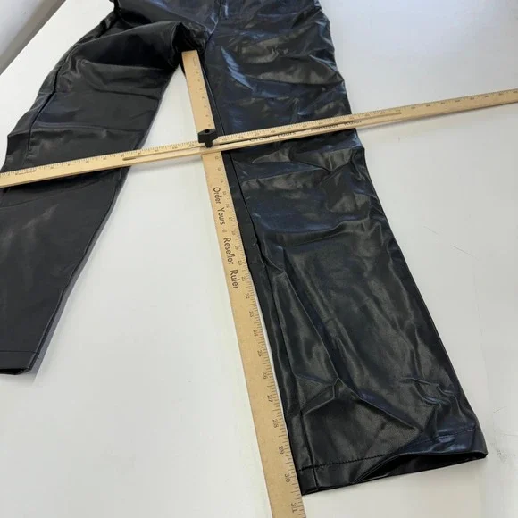 White‎ Fox Pants Womens Medium Black Faux Leather High Waisted Chic - Picture 9 of 9